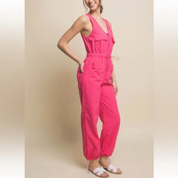 43 Fabulous Cargo Jumpsuit With Elastic Waistband - Picture 2 of 4